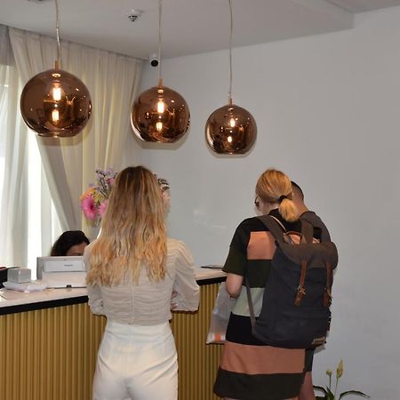 Hotel Ergi'S Durrës Kültér fotó
