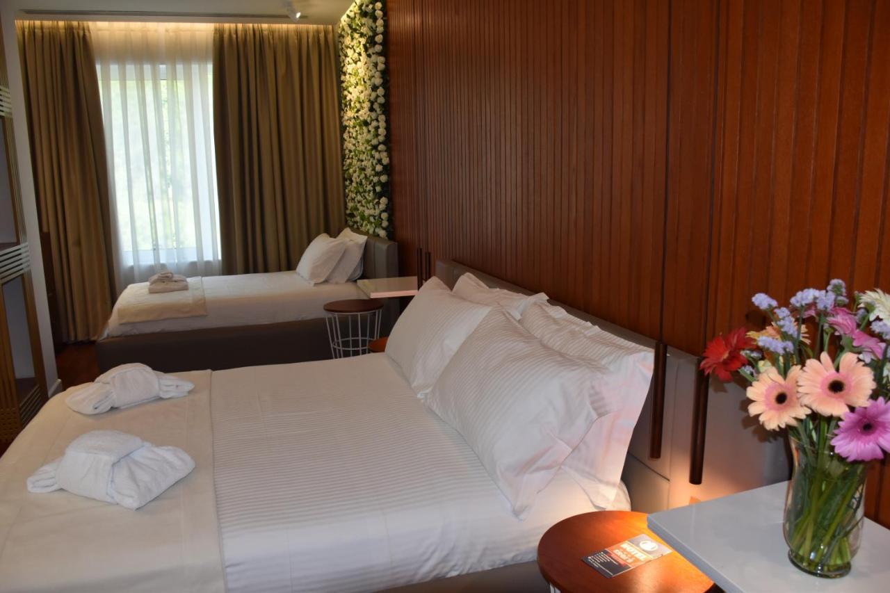 Hotel Ergi'S Durrës Kültér fotó