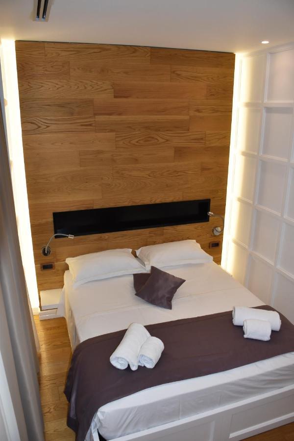Hotel Ergi'S Durrës Kültér fotó