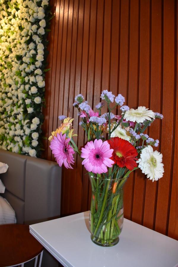 Hotel Ergi'S Durrës Kültér fotó