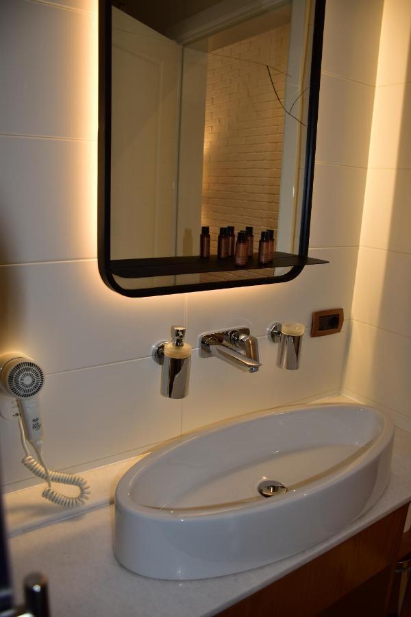 Hotel Ergi'S Durrës Kültér fotó